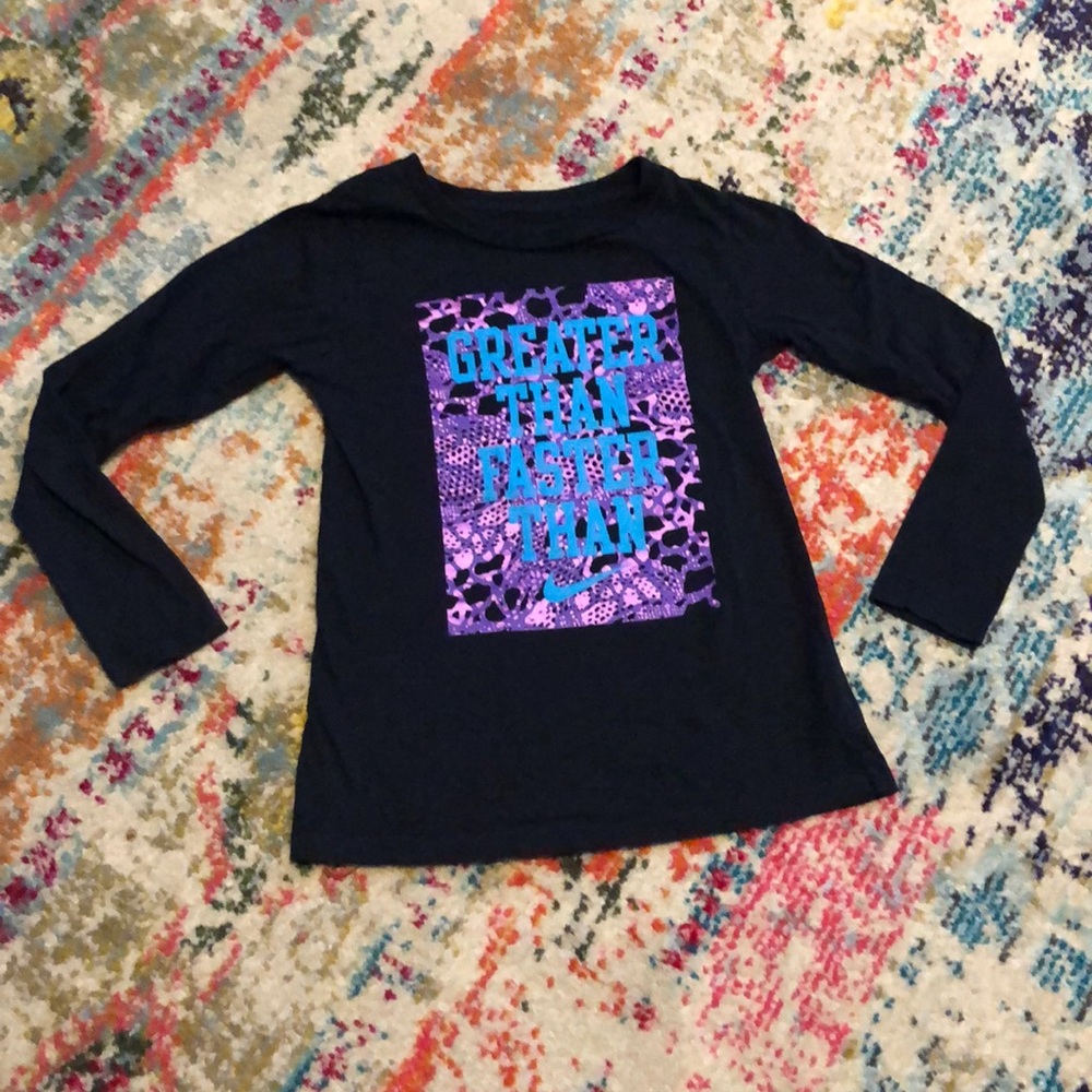 Long sleeve tee